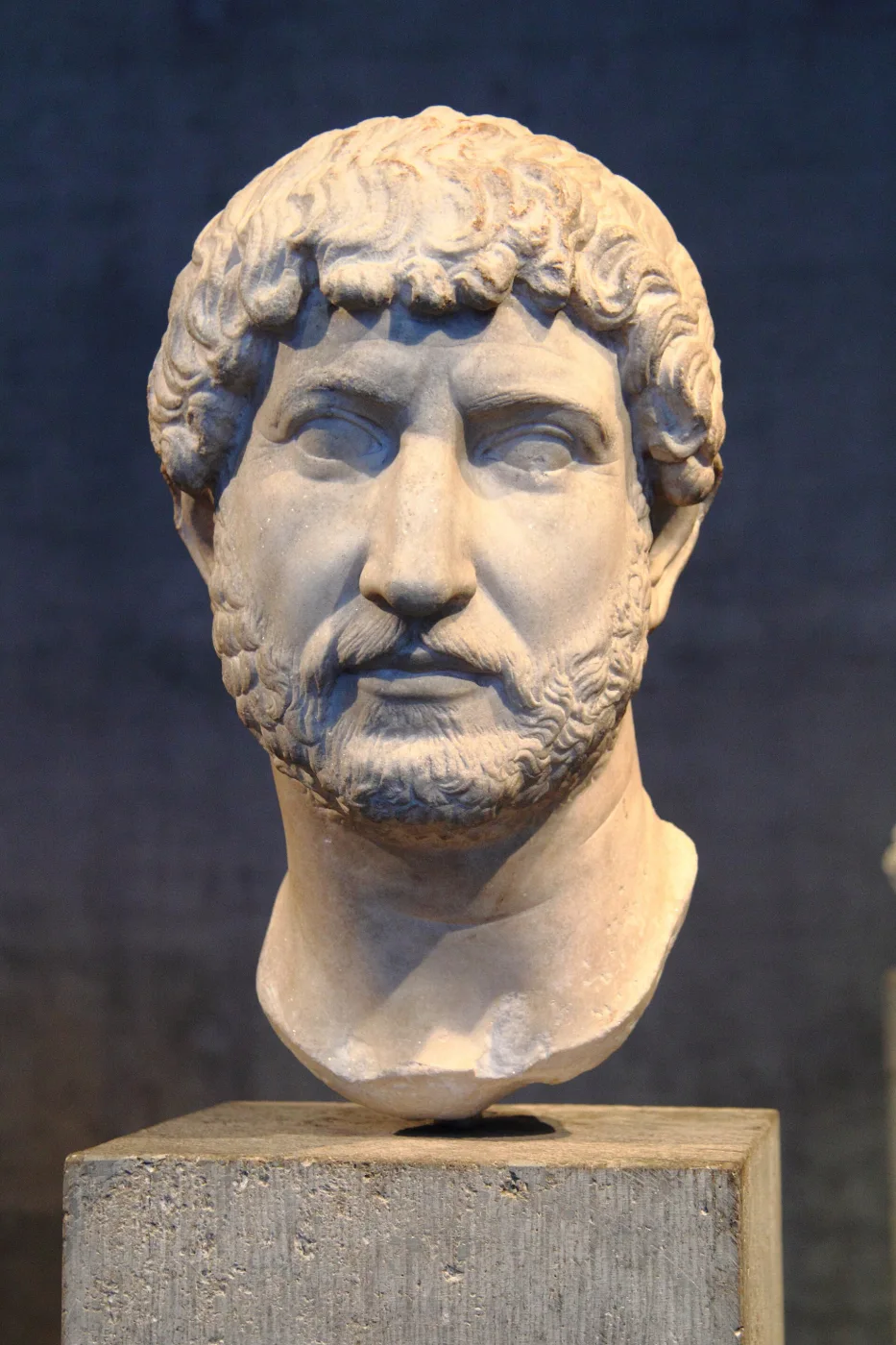 Romans withdraw back to Hadrian's Wall historical image 1